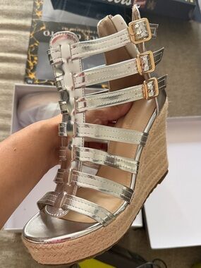 Gladiator sandles 8.5